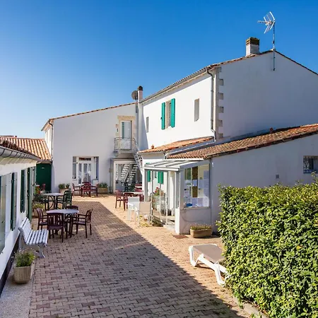 Ile De Re Le Petit Village Longere 2 *